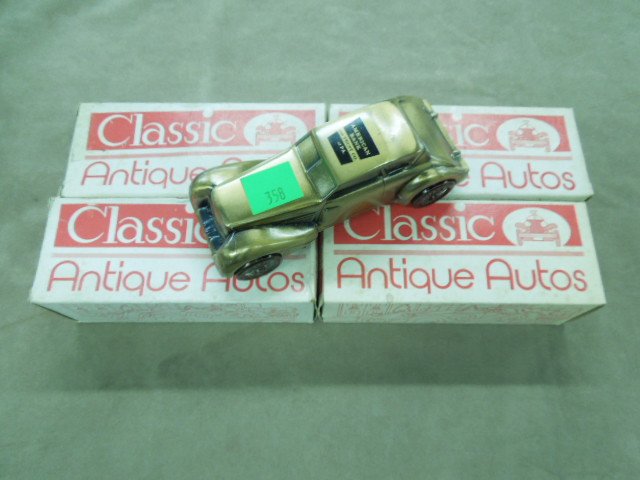 6 Classic Die Cast Auto Banks (1 of 8)
