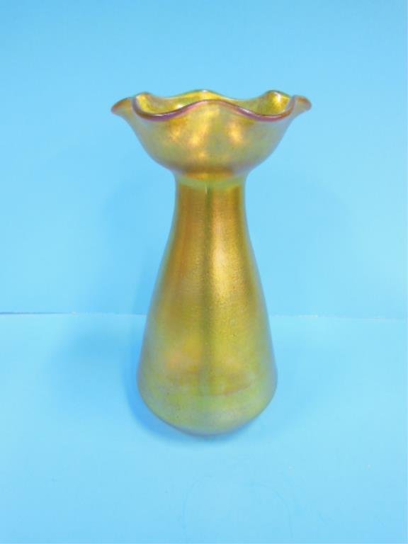 Loetz Style Art Glass Vase (1 of 3)