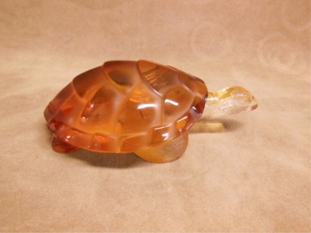 Lalique Crystal Caroline Turtle Figure (1 of 3)