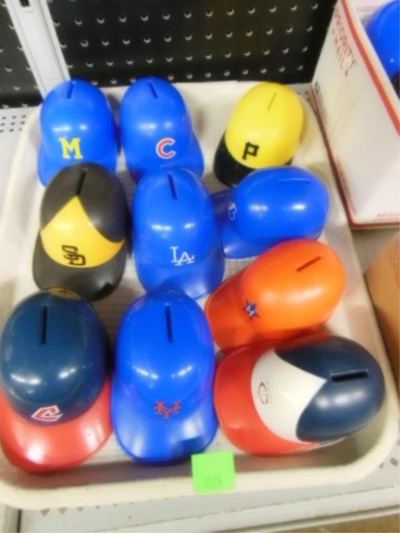 Plastic Baseball Team Helmet Banks (1 of 1)