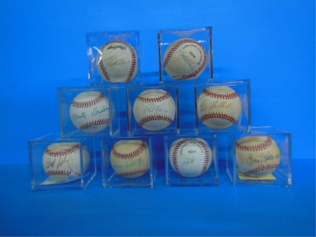 9 signed baseballs MLB players & commissioner: 9 signed baseballs MLB players including; (2) Matt Williams, Marty Cordova, Steve Madlock,, Graig Nettles, Robin Ventura, Phil Nevin, and Delanio DeShields and MLB Commissioner Bud Selig (with accompa