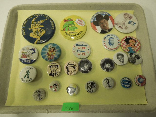 Vintage Character Pinback Buttons (1 of 5)
