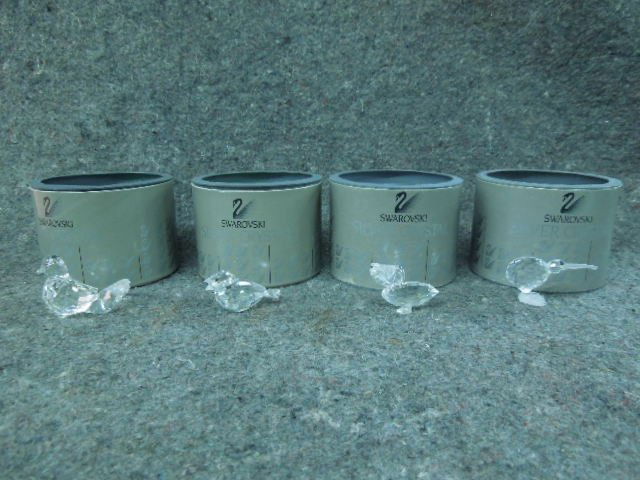 4 Swarovski crystal figurines Birds (1 of 4)