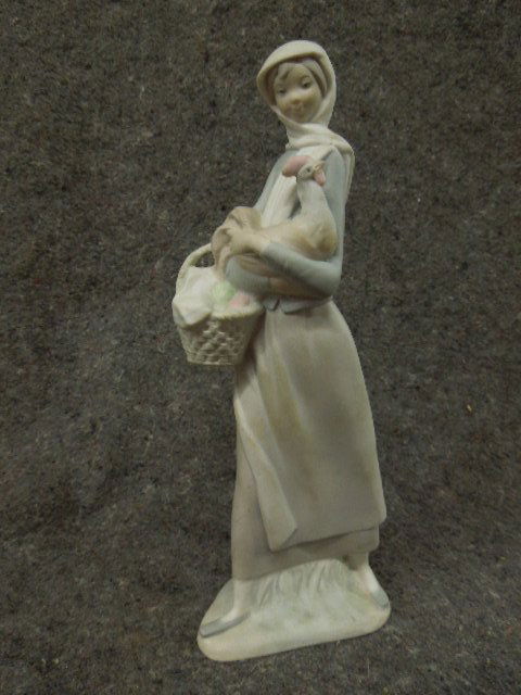 Lladro porcelain figures (1 of 3)