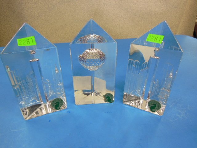 3 Waterford crystal NY Skyline and ball paperweights (1 of 6)