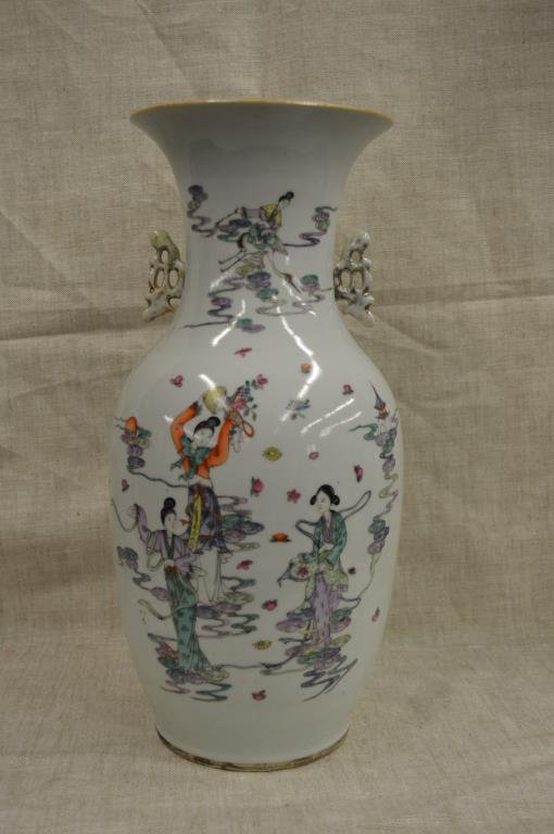 Antique Chinese Export Porcelain Vase (1 of 7)