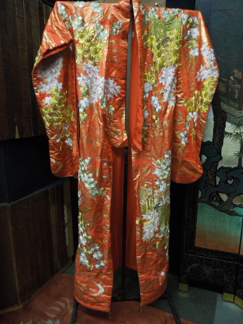 Vintage Japanese Wedding Kimono (1 of 6)