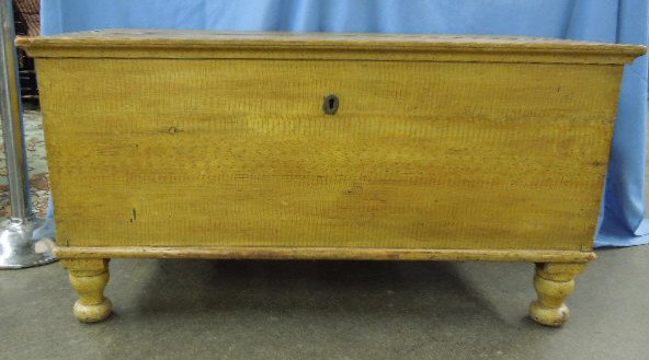 Antique PA Grain-Painted Blanket Chest (1 of 5)