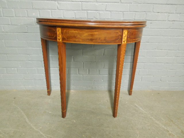 Hepplewhite Game Table (1 of 6)