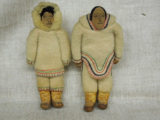 Vintage Inuit Eskimo Dolls (1 of 6)