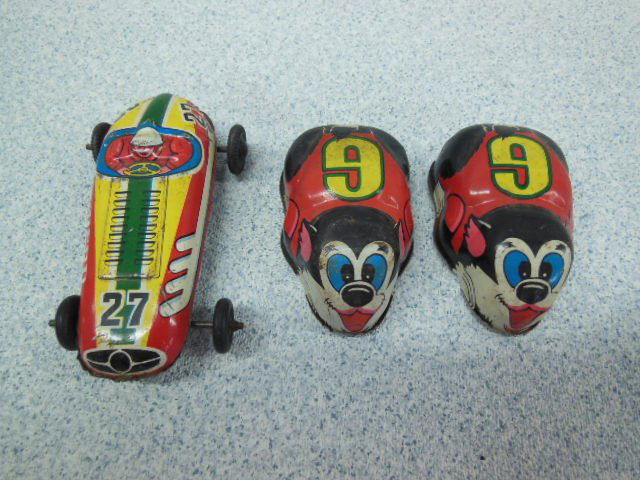3 Vintage tin toy cars (1 of 2)