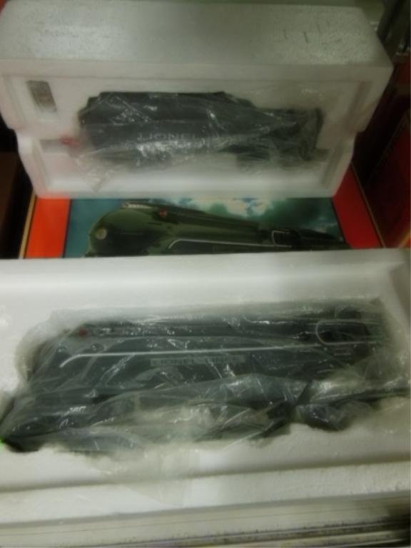 Lionel O gauge locomotive & tender set NIB (1 of 4)