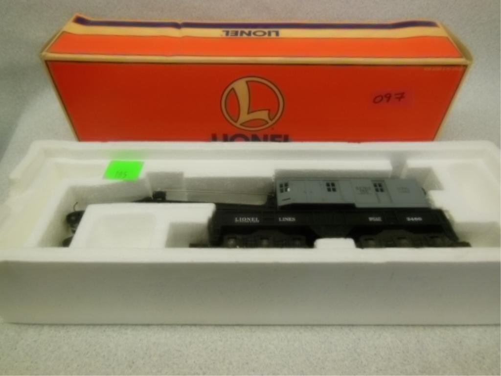Lionel post war O gauge crane car in original box (1 of 4)