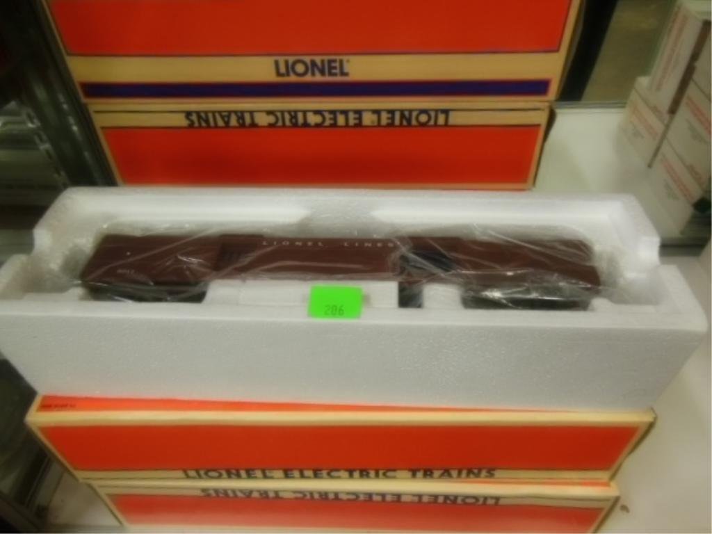 6 Lionel post war O gauge railroad cars NIB (1 of 3)
