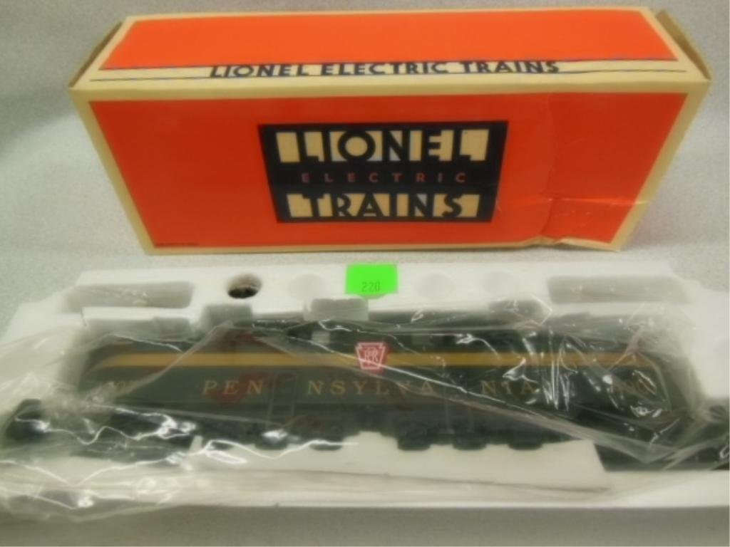 Lionel O gauge PRR GG-1 electric locomotive NIB (1 of 3)