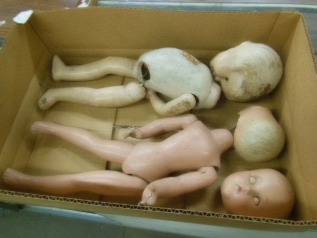 2 Vintage composition dolls (1 of 5)