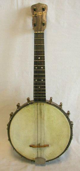 Herwin Soprano 4 string banjo (1 of 1)