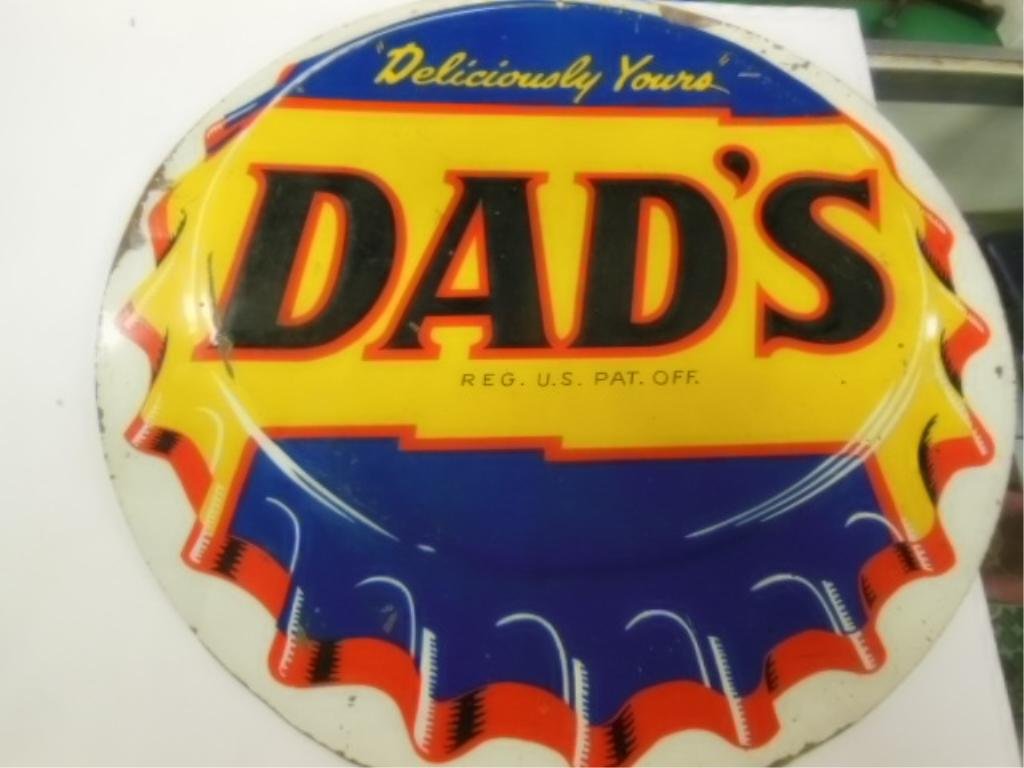Vintage Dad's Root beer tin advertising sign (1 of 4)