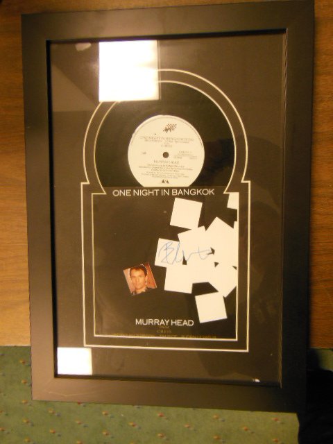 Murray Head (from Chess) signed 45 rpm cover w/ record (1 of 4)