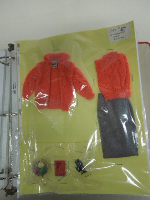 (13) Barbie Swimsuits and Other Outfits (1 of 7)