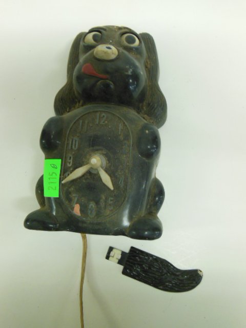 Klocker Spaniel wall clock (1 of 3)