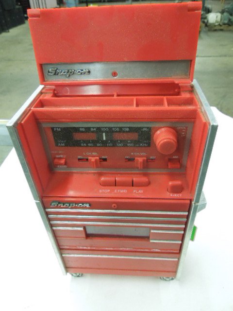 Snap-On Tool Chest Form Cassette Player / Radio (1 of 6)
