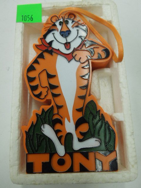Tony The Tiger AM Radio: Tony The Tiger AM transistor radio. CONDITION: Like new. Untested.