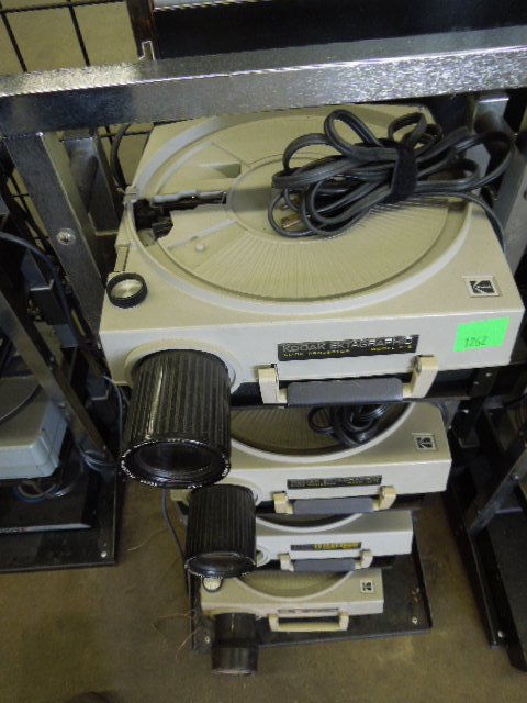4 Kodak Ektagraphic Slide Projectors (1 of 8)