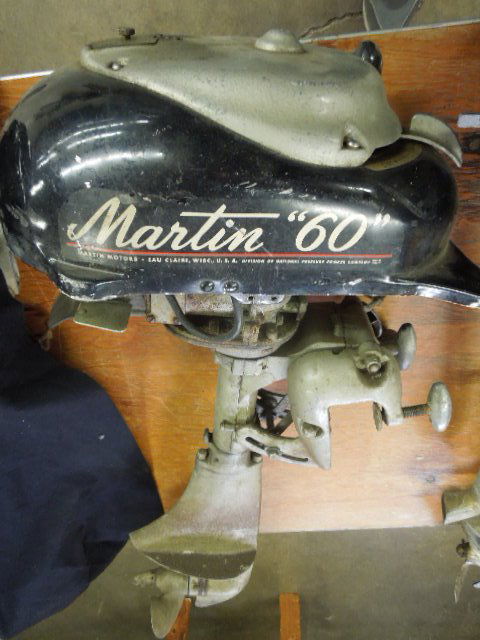 Vintage Martin "60" Tiller Outboard Boat Engine (1 of 4)