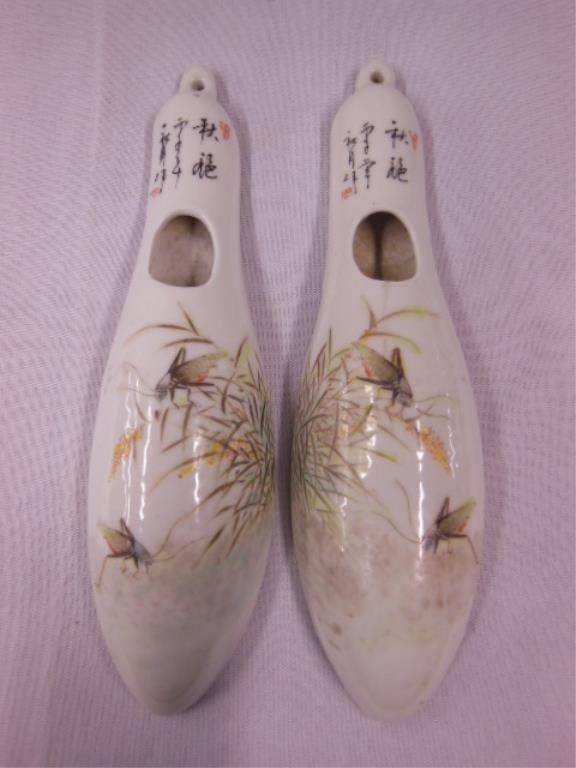 Antique Chinese Porcelain Wall Pockets (1 of 4)