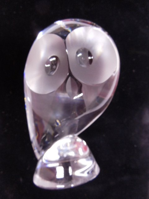 Steuben Crystal "Owl" Paperweight (1 of 3)