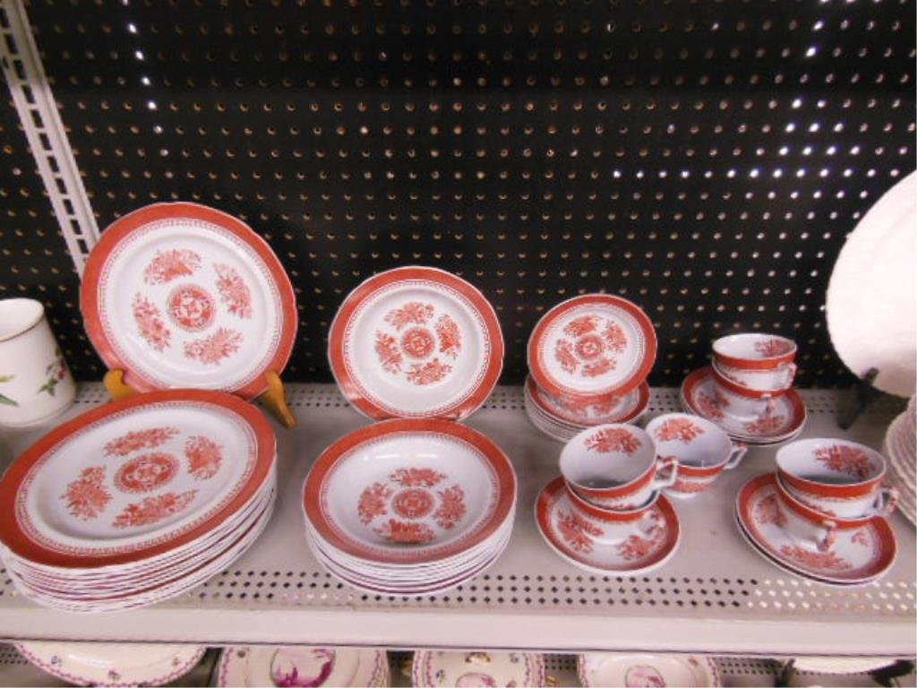 Spode Fitzhugh Red Pattern China Service (1 of 4)