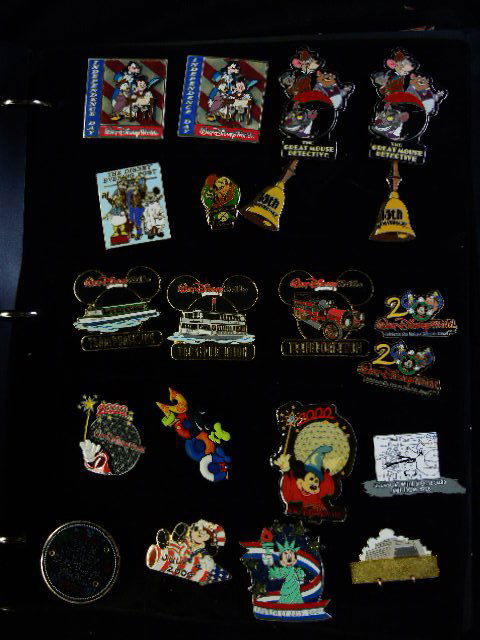 80+ Official Disney Pins (1 of 4)