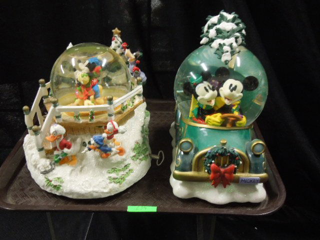 2 Disney Musical Christmas Snowglobes (1 of 7)