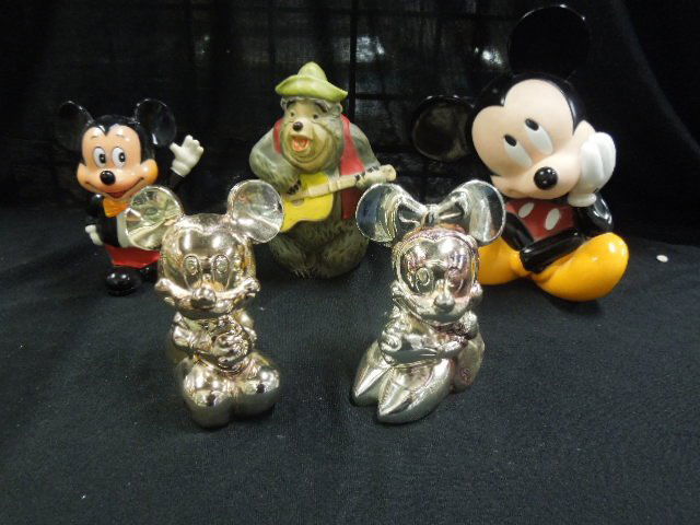 5 Disney Character Banks (1 of 2)