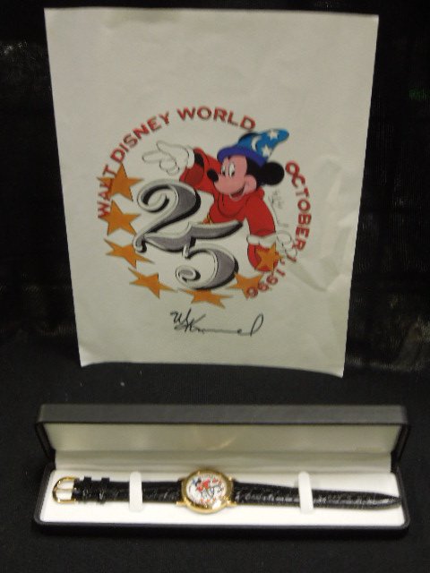 Disney Time Works MM Wrist Watch (1 of 2)