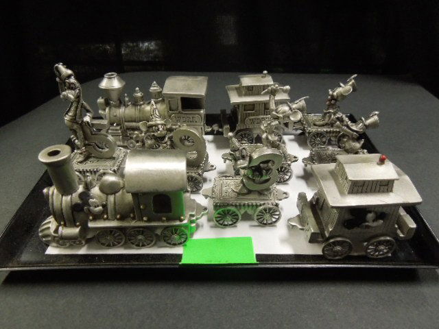 Lot Disney Pewter Trains (1 of 4)