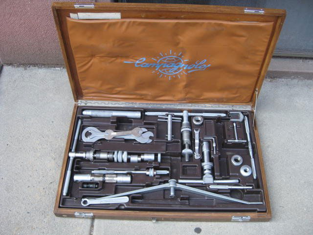Incomplete Campagnolo tool kit (1 of 5)