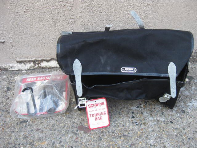 Large Schwinn Approved Canvas saddle bag (1 of 5)