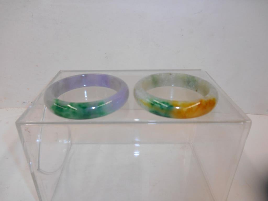 Chinese Jade Bangle Bracelets (1 of 1)