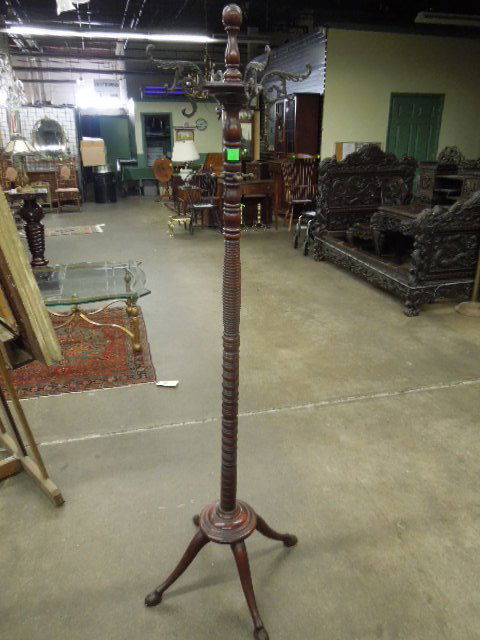 Victorian Clothes Tree (1 of 4)