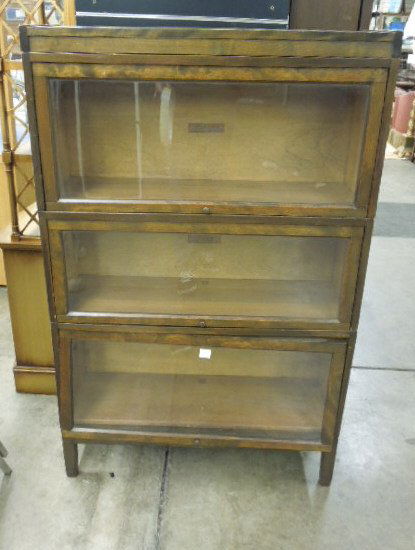 Mahogany Baluster Bookcase (1 of 3)