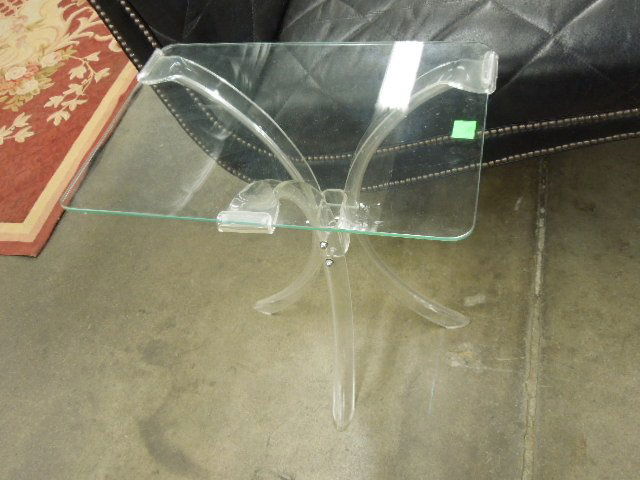 Modern Era End Table (1 of 2)