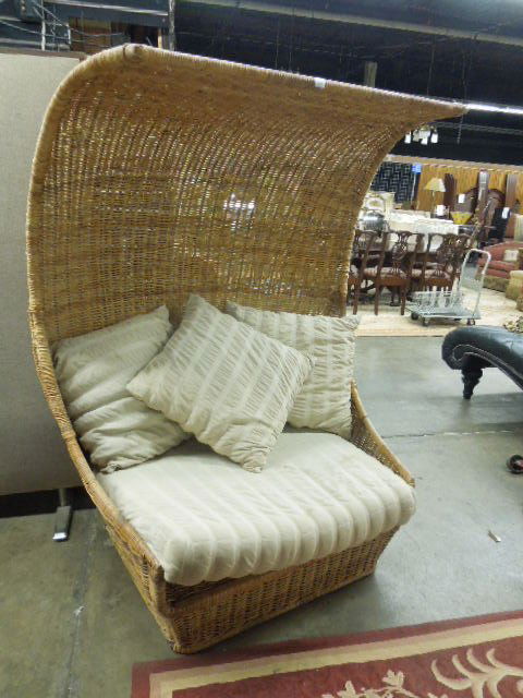 Wicker Canopy Chair (1 of 5)