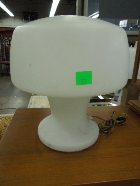 Mid Century Modern Mushroom Lamp (1 of 3)