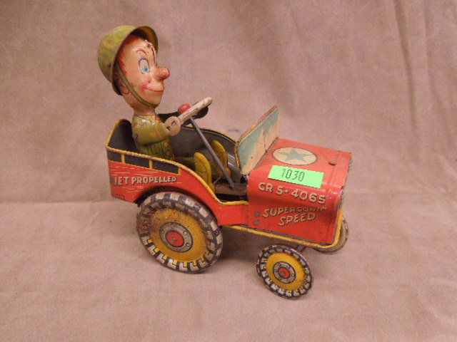 Tin Wind Up Army Jeep (1 of 4)