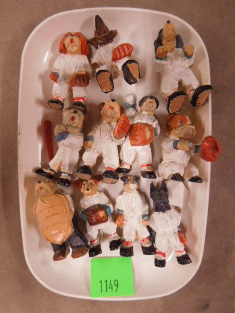 1930's - 1940's Wood Baseball Dog Figures (1 of 3)
