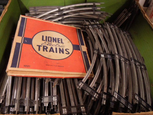 Lionel "O-27" Gauge Track (1 of 1)