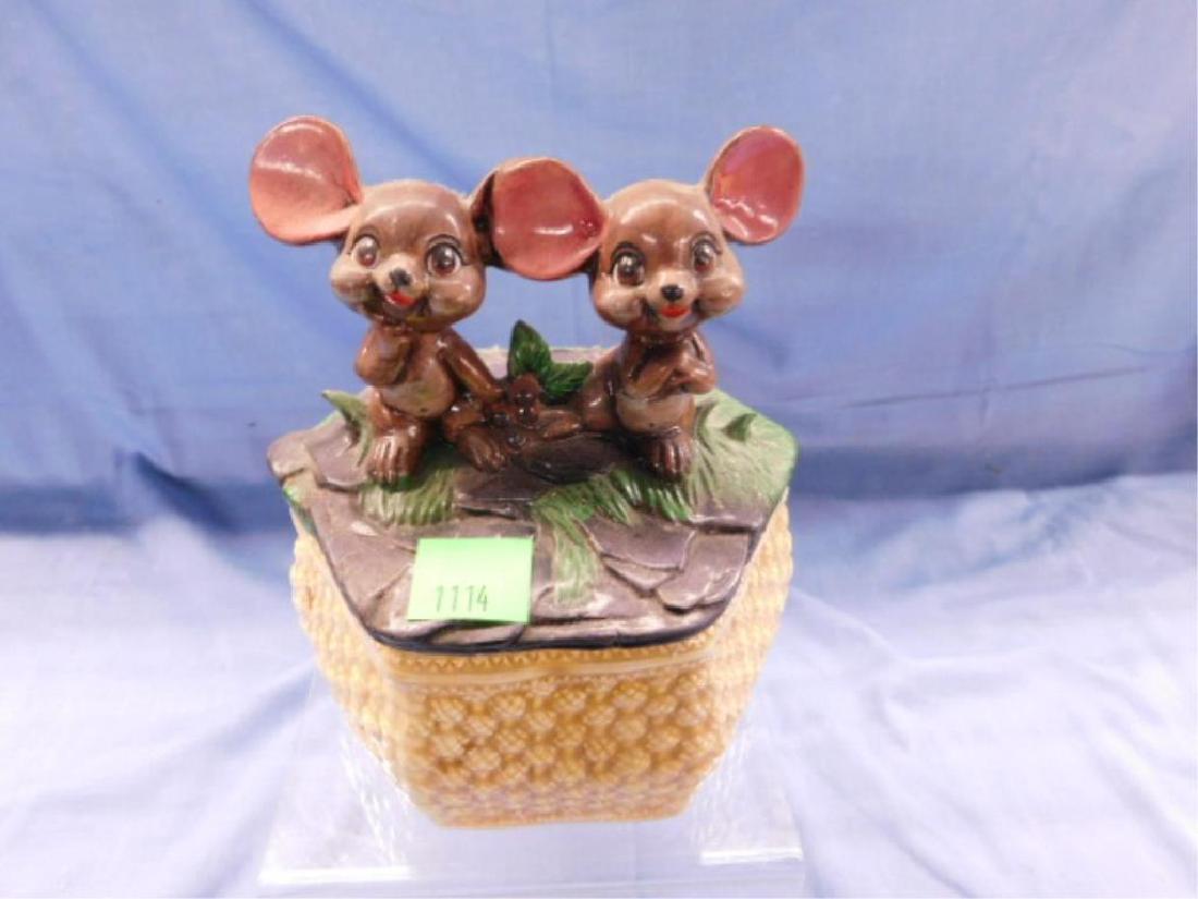 Vintage Ceramic Cookie Jar (1 of 3)