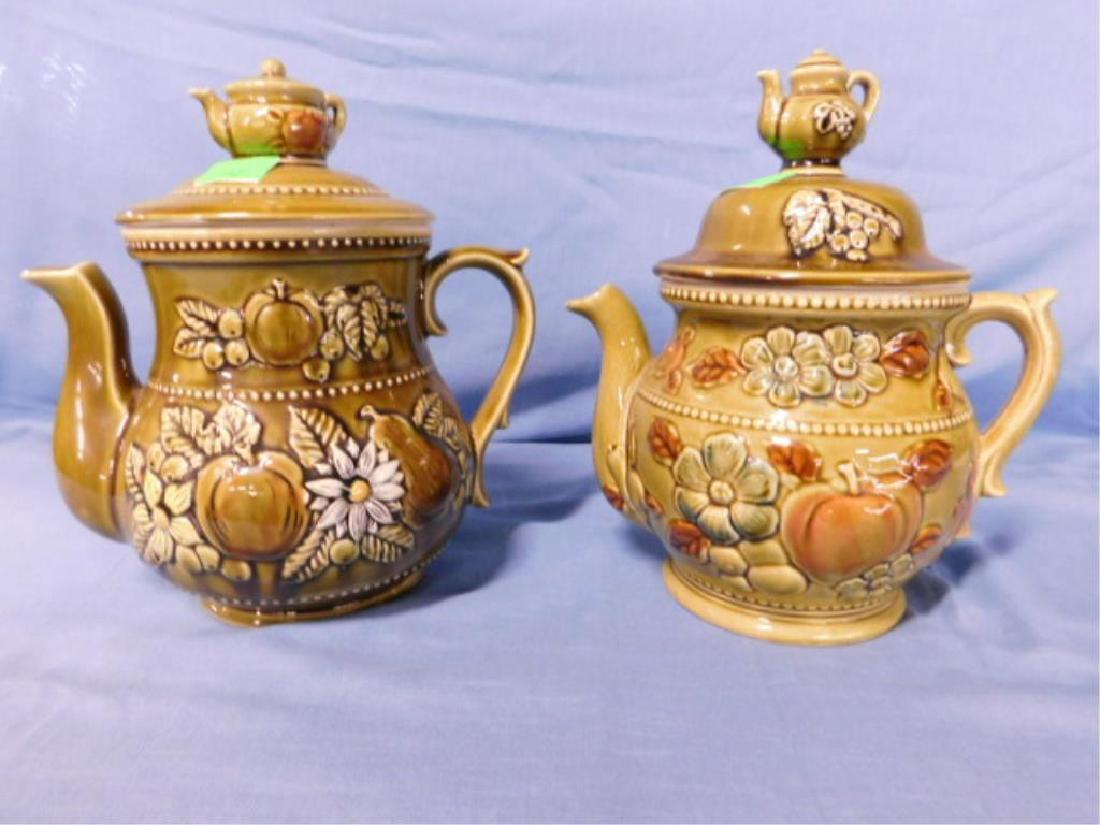 2 Stacking Teapot Cookie Jars (1 of 2)